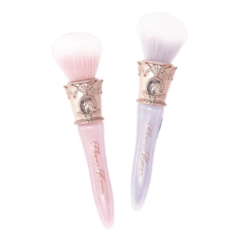 Роскошная кисть для румян Crys – обзор и цена Luxury Skincare And Makeup Brands