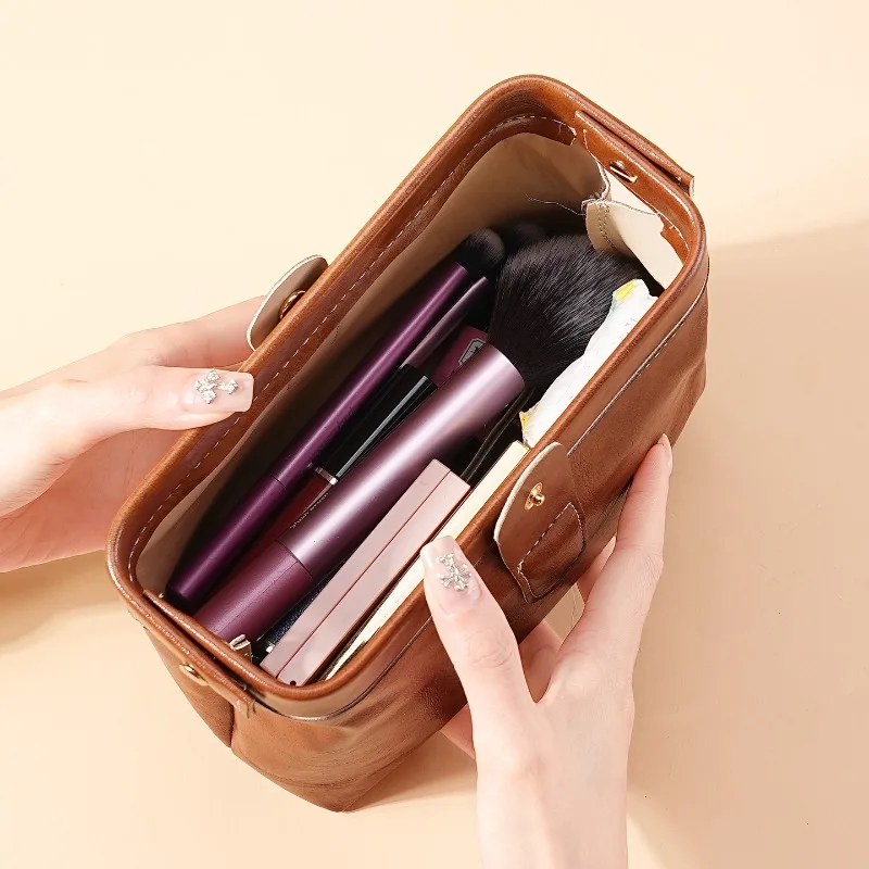 Винтажная косметичка из искусс – обзор и цена Luxury Skincare Accessories